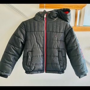 Tommy Hilfiger puffer jacket with hoodie size 4 nwot unisex dark navy blue